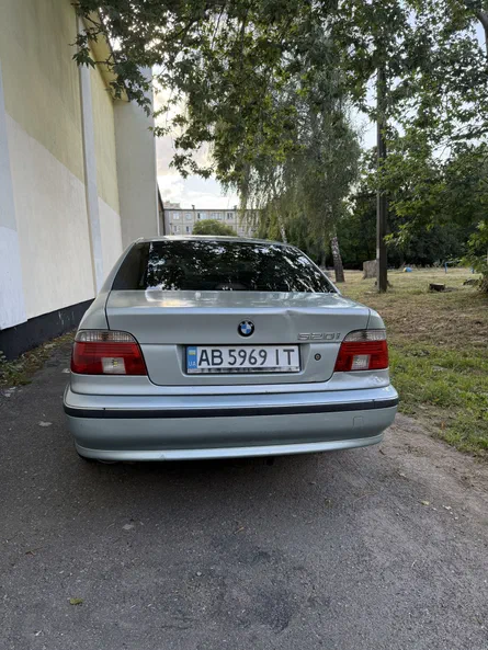 BMW 5 серія 2000 - 11