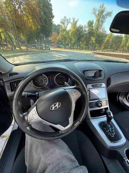 Hyundai Genesis Coupe 2010 - 29