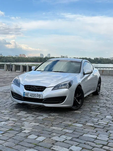 Hyundai Genesis Coupe 2010 - 1