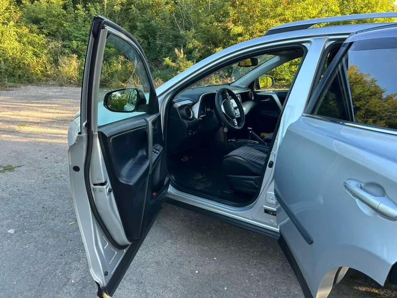 Toyota RAV4 2013 - 7