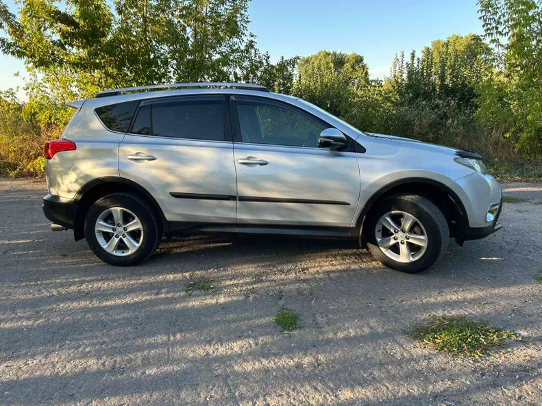 Toyota RAV4 2013 - 3
