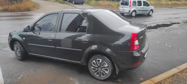 Renault Logan 2012 - 3