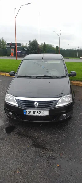 Renault Logan 2012 - 1