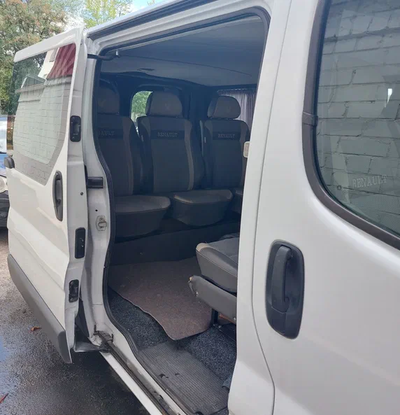 Renault Trafic 2008 - 11