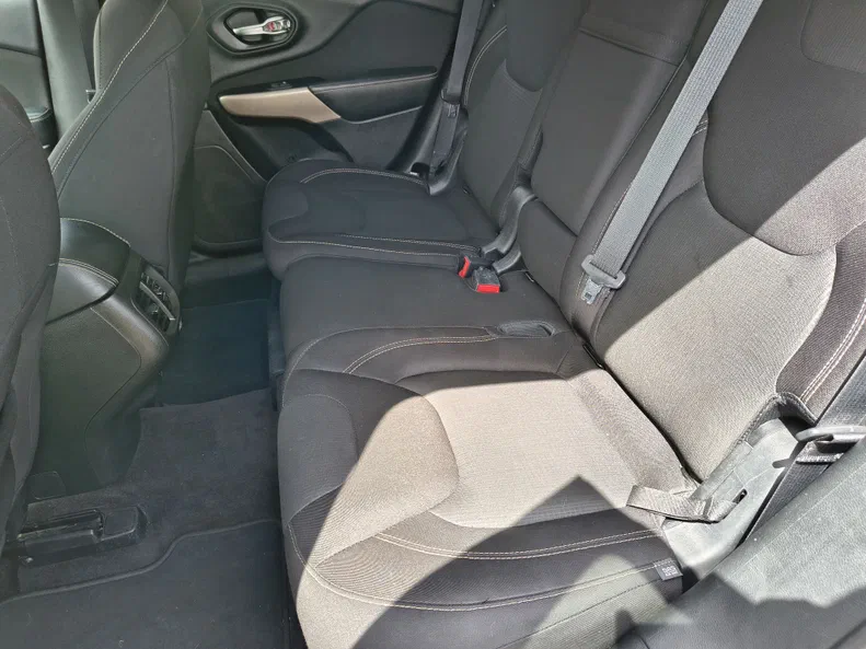 Jeep Cherokee 2017 - 9