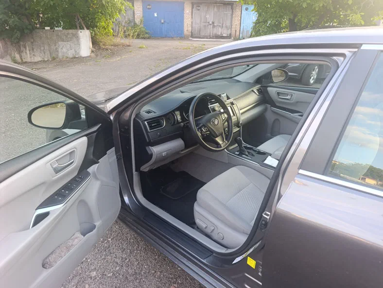 Toyota Camry 2016 - 7