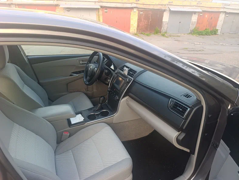 Toyota Camry 2016 - 8