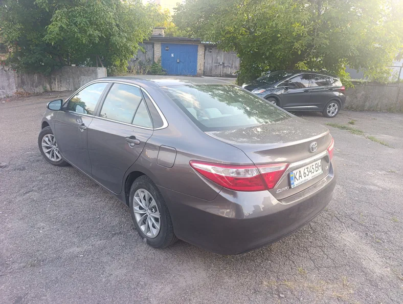 Toyota Camry 2016 - 4