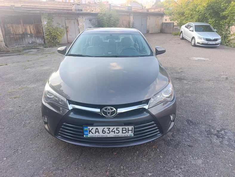 Toyota Camry 2016 - 0