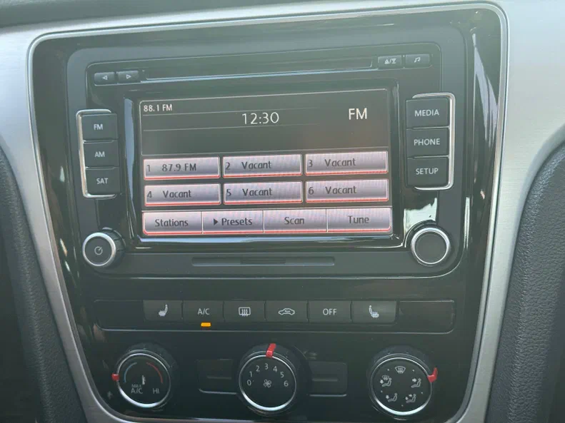 Volkswagen Passat 2015 - 11