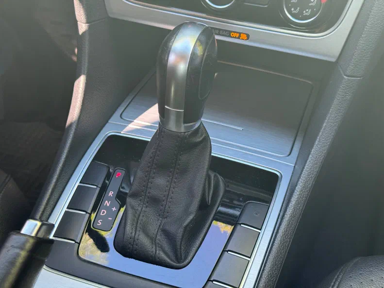 Volkswagen Passat 2015 - 13