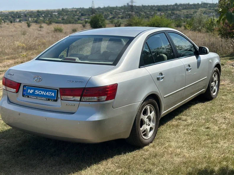 Hyundai Sonata 2006 - 7
