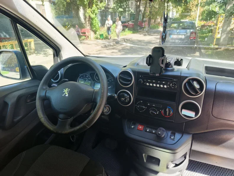 Peugeot Partner 2012 - 4