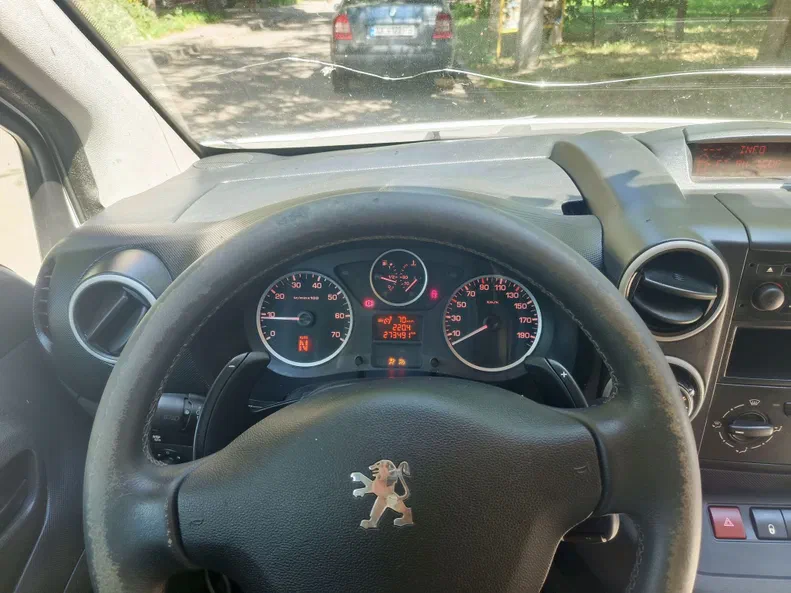 Peugeot Partner 2012 - 1