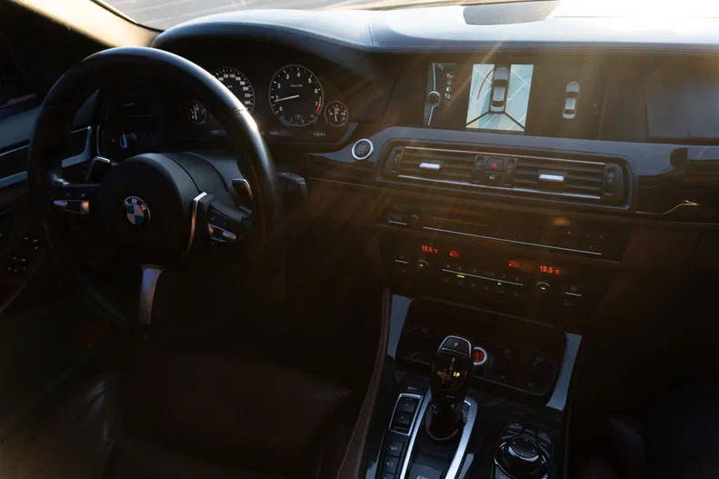 BMW 5 серія 2012 - 3