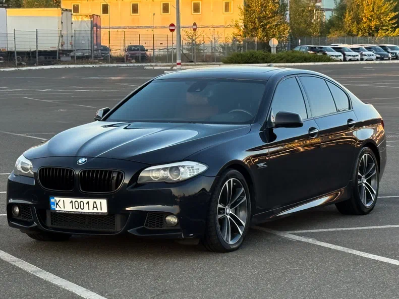 BMW 5 серія 2012 - 20