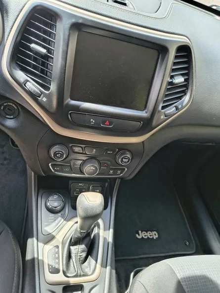Jeep Cherokee 2017 - 10