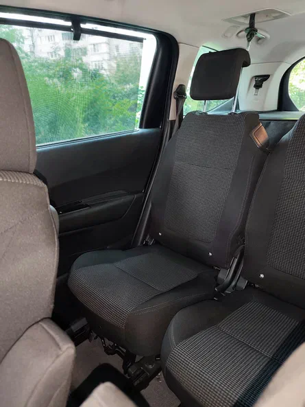 Peugeot 5008 2010 - 7