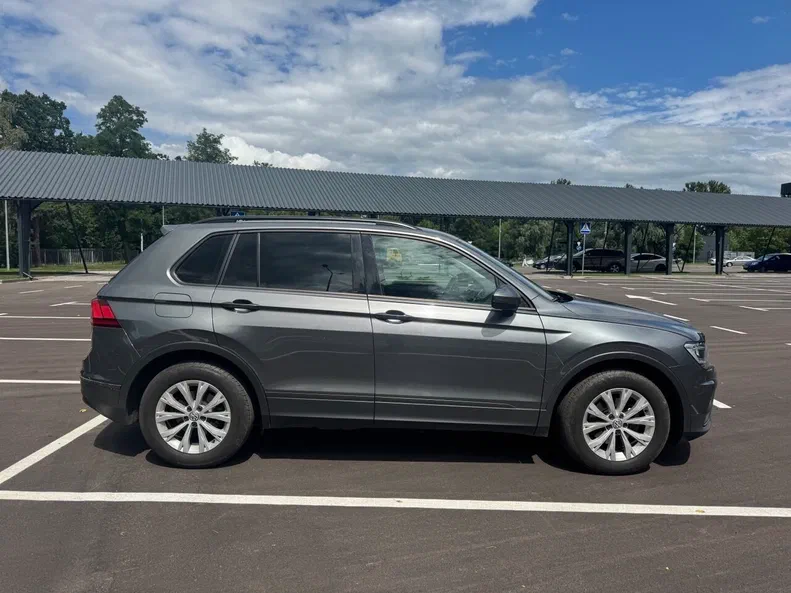 Volkswagen Tiguan 2019 - 3