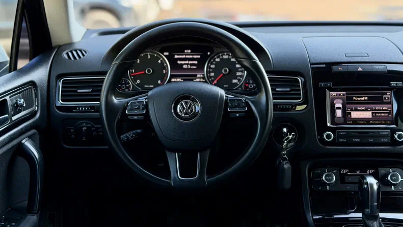 Volkswagen Touareg 2011 - 10