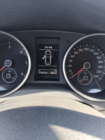 Volkswagen Golf 2011 - 17