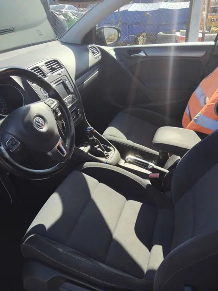 Volkswagen Golf 2011 - 3