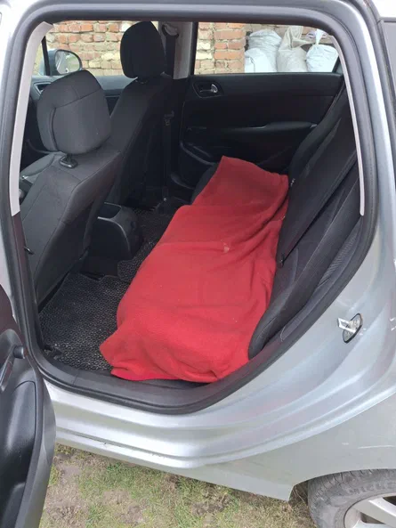 Peugeot 308 2008 - 5