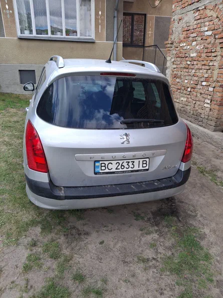 Peugeot 308 2008 - 1