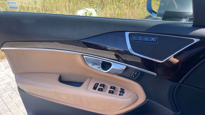 Volvo XC90 2016 - 17