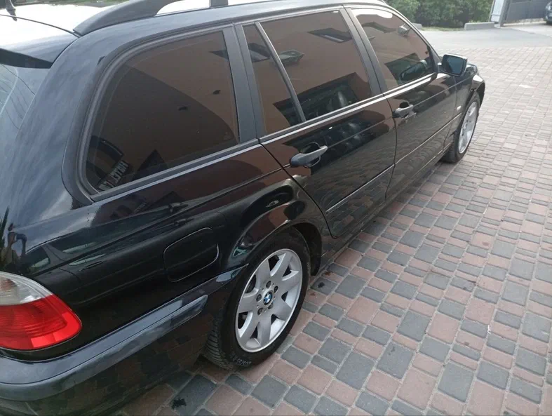 BMW 3 серія 2001 - 4