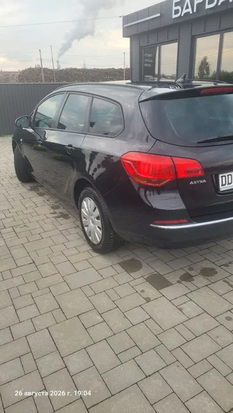 Opel Astra 2013 - 12