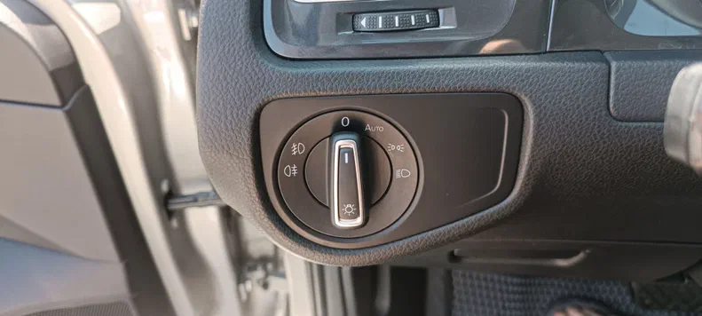 Volkswagen Golf 2019 - 12