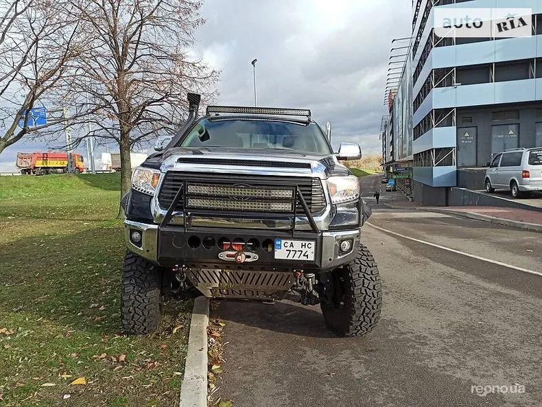 Toyota Tundra 2014 - 18