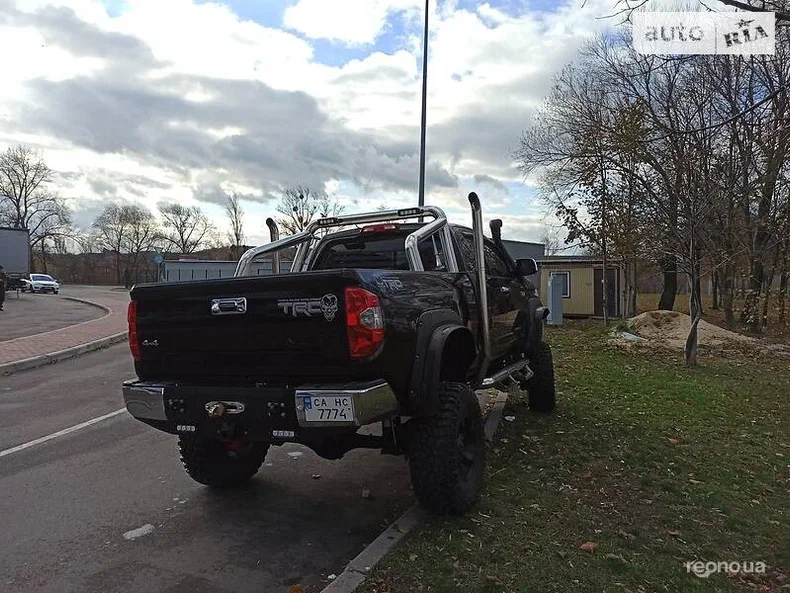 Toyota Tundra 2014 - 20