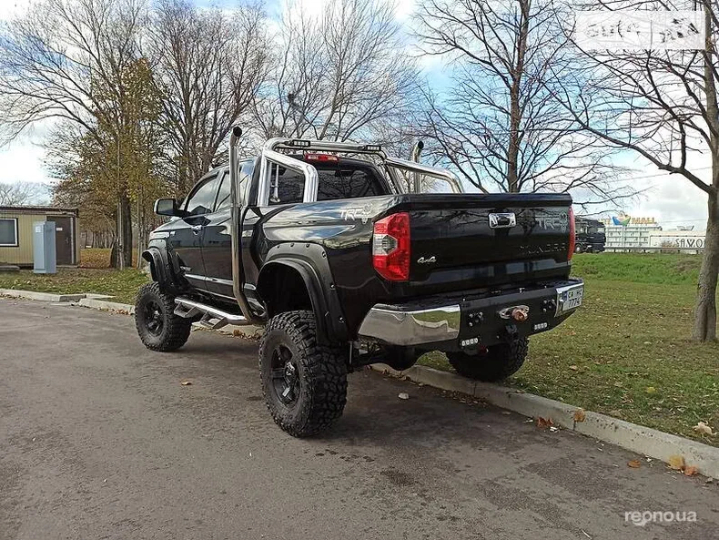Toyota Tundra 2014 - 24