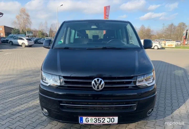 Volkswagen Multivan 2013 - 9