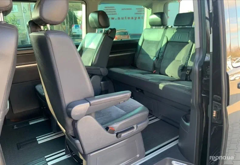 Volkswagen Multivan 2013 - 5