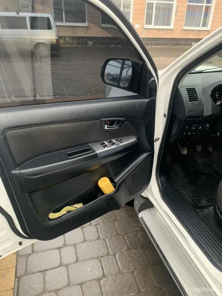 Toyota Hilux 2014 - 26