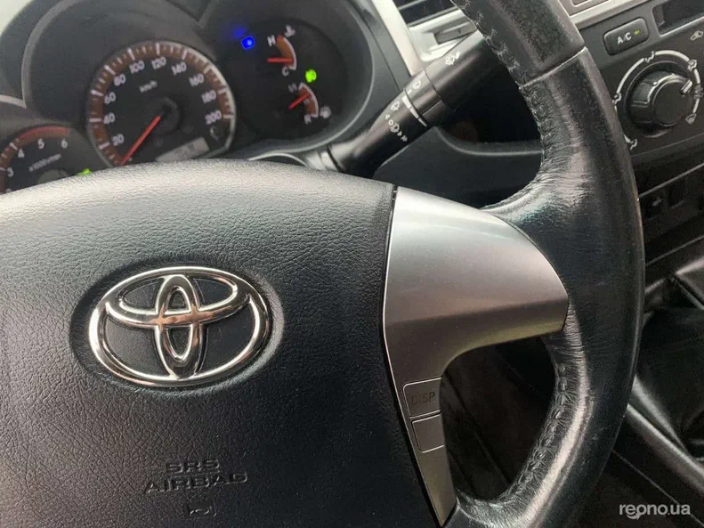 Toyota Hilux 2014 - 43
