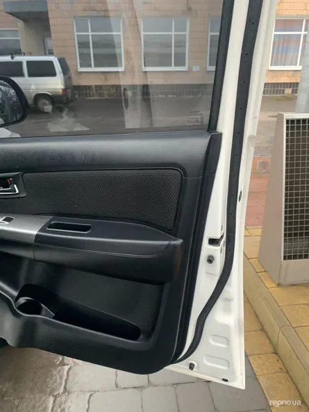 Toyota Hilux 2014 - 17