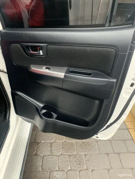 Toyota Hilux 2014 - 18