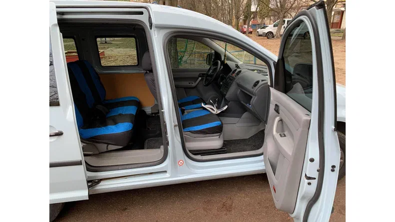 Volkswagen Caddy 2005 - 6