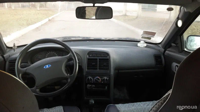 Lada (ВАЗ) 2110 2011 - 6