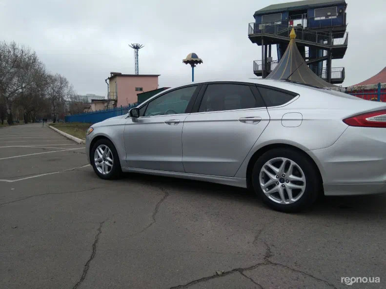 Ford Fusion 2016