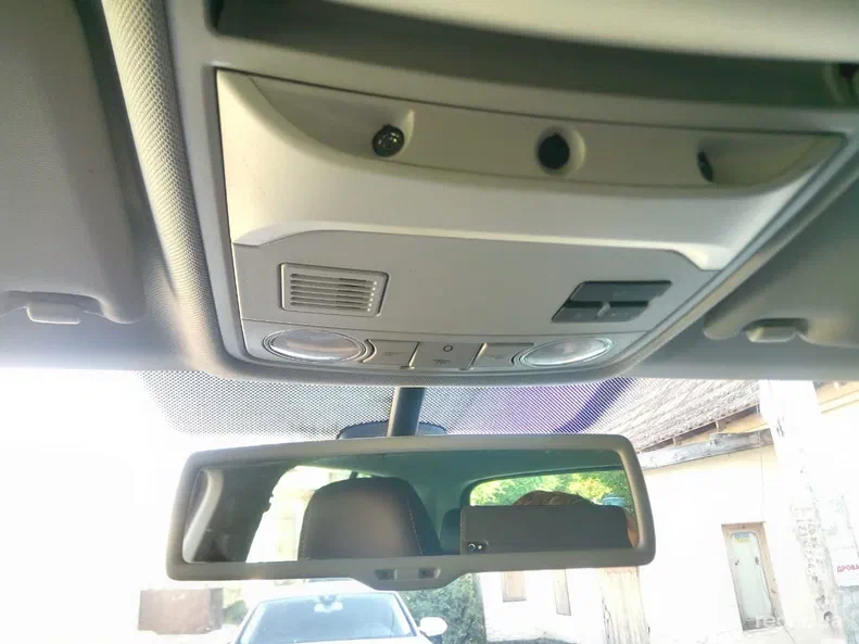 Volkswagen Tiguan 2010 - 11