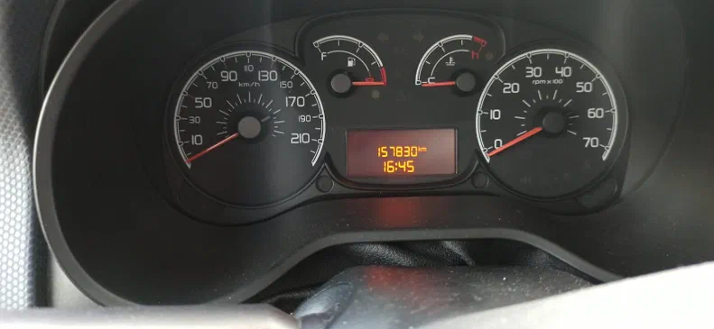 Ford Cargo 2011 - 20