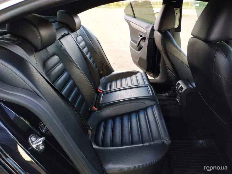 Volkswagen Passat CC 2011 - 10