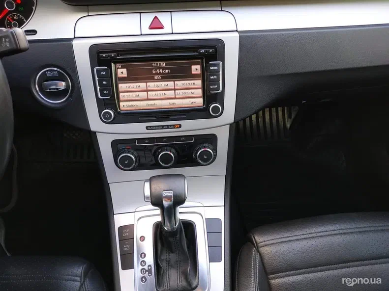 Volkswagen Passat CC 2011 - 9