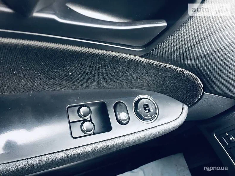 Hyundai i30 2011 - 13