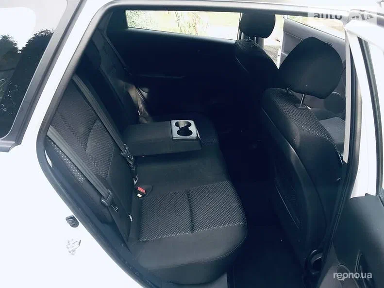 Hyundai i30 2011 - 6